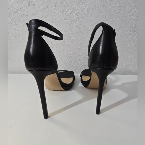 Steve Madden Iridessa Black Leather Stiletto Heels Ankle Strap Sandals Si… - Picture 5 of 6